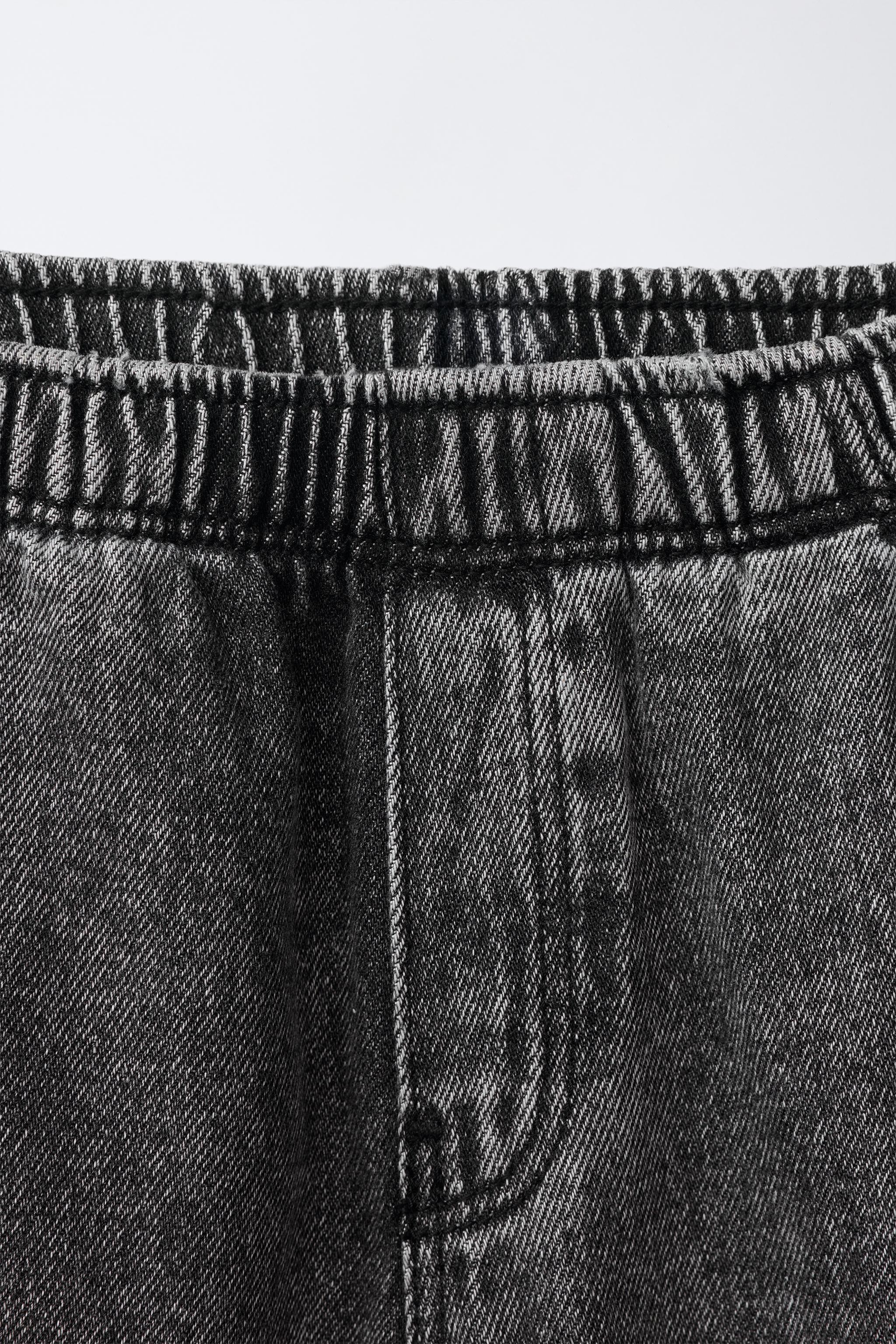 WASHED LOOSE JEANS